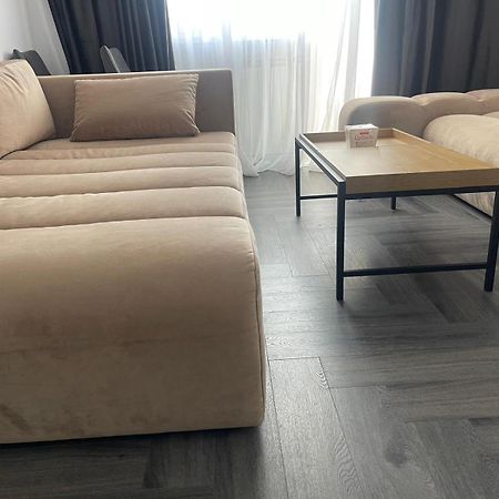 Elit Apartment Craiova Eksteriør billede